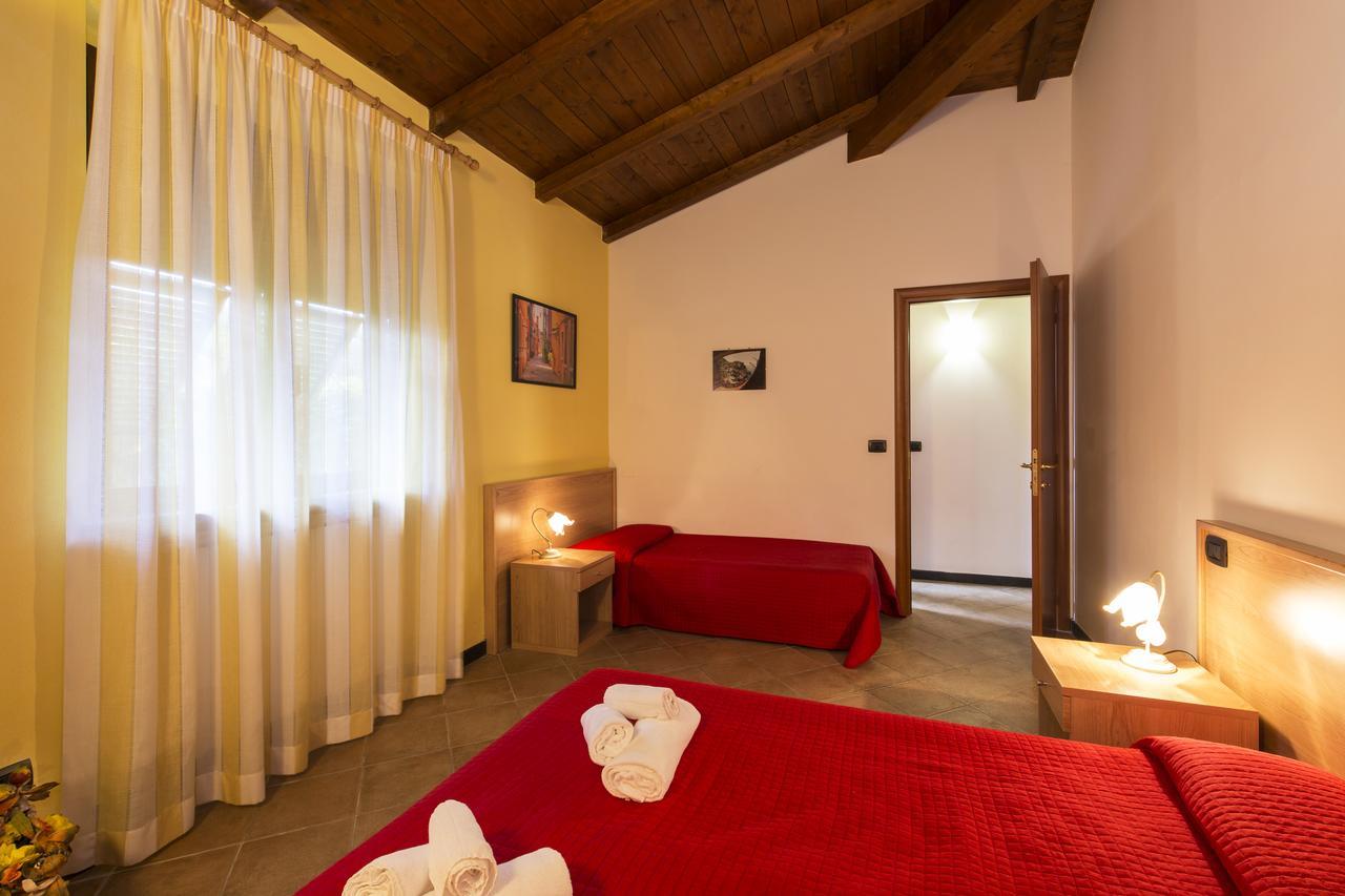 Residence Montebello Bolano Bagian luar foto
